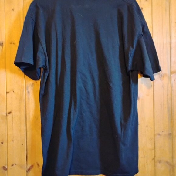 Men's Black Vintage XL Wolf Eagle Lion T-Shirt Gildan Famous T Cotton - Picture 4 of 4